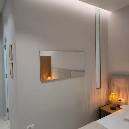 Elite アパート *